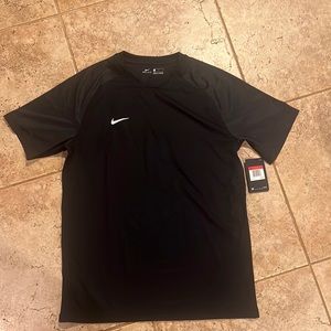NWT - Nike Men’s Large Dri Fit V Neck T Shirt MSRP $55